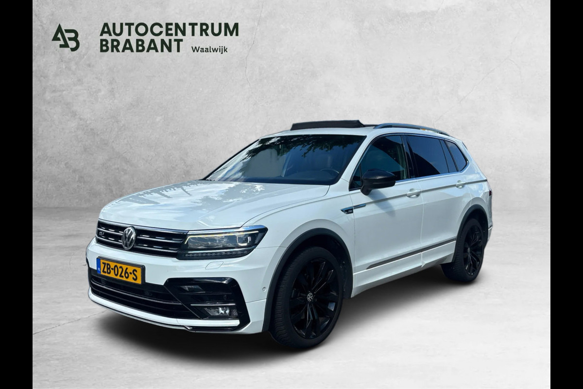 Volkswagen Tiguan Allspace 1.5 TSI Highline Business R-line 7p. (NL-auto, Panorama, Trehaak, Carplay, Camera, Leder, StoelV, ETc)