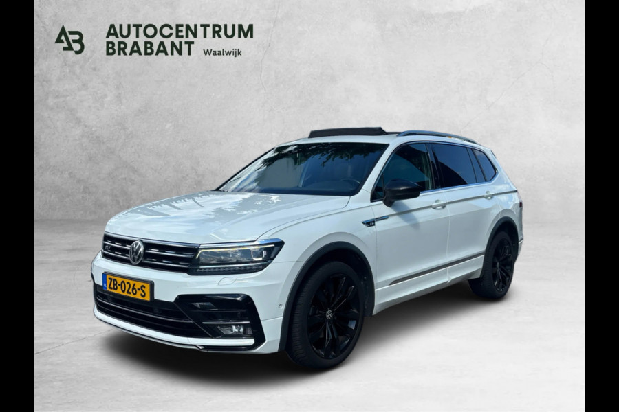 Volkswagen Tiguan Allspace 1.5 TSI Highline Business R-line 7p. (NL-auto, Panorama, Trehaak, Carplay, Camera, Leder, StoelV, ETc)