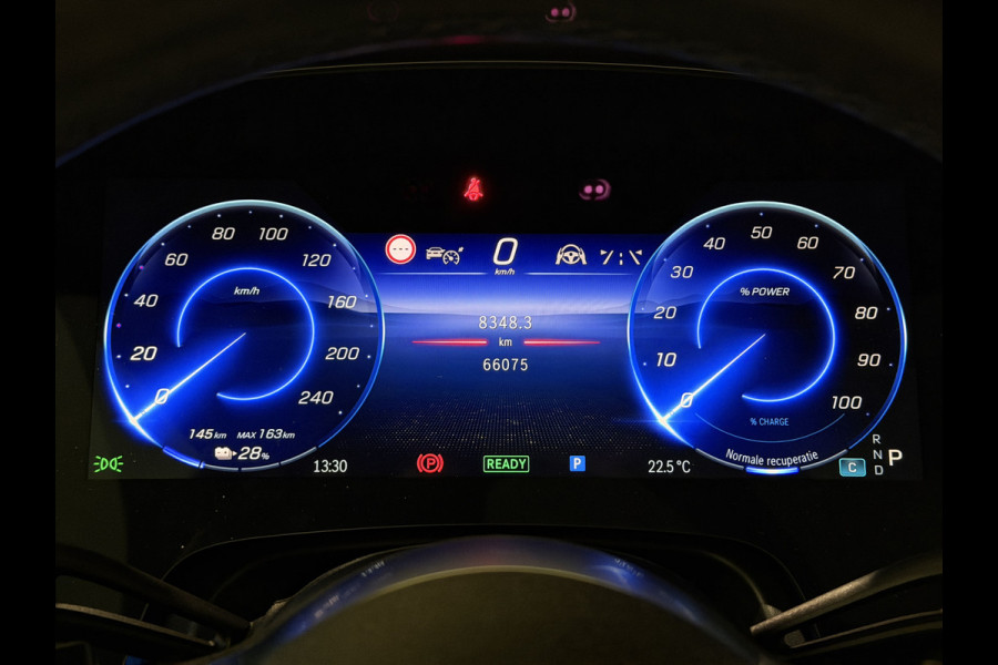 Mercedes-Benz EQE SUV 350 4Matic Electric Art 91 kWh | SOH 96,8% | Trekhaak | Matrix LED | Panodak | achterasbesturing | HUD | MBUX Hyper