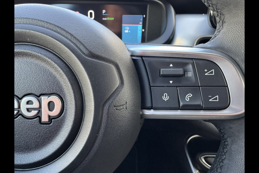 Jeep Avenger Summit 54 kWh SOH 96% Clima Camera Carplay Adaptive Cruise PDC voor en achter Half Leder