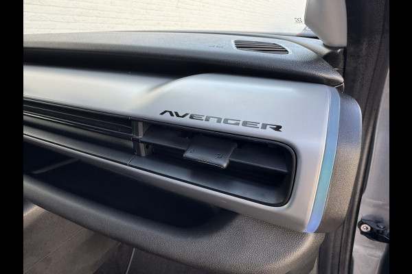 Jeep Avenger Summit 54 kWh SOH 96% Clima Camera Carplay Adaptive Cruise PDC voor en achter Half Leder