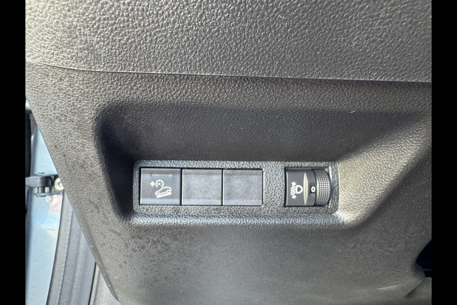 Jeep Avenger Summit 54 kWh SOH 96% Clima Camera Carplay Adaptive Cruise PDC voor en achter Half Leder