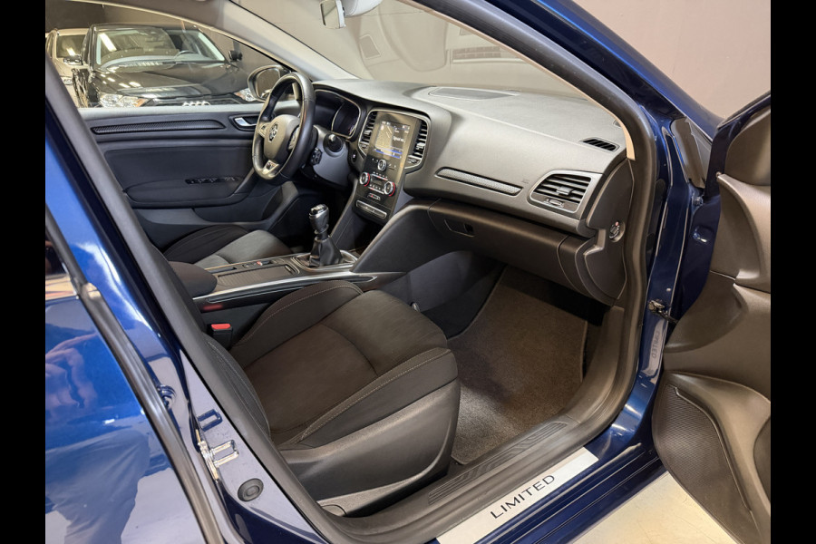Renault Mégane Estate 1.3 TCe Limited | Carplay | Trekhaak | Keyless | Goed onderhouden
