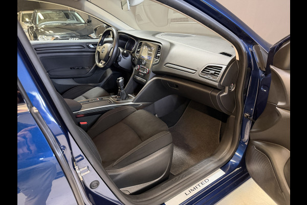 Renault Mégane Estate 1.3 TCe Limited | Carplay | Trekhaak | Keyless | Goed onderhouden