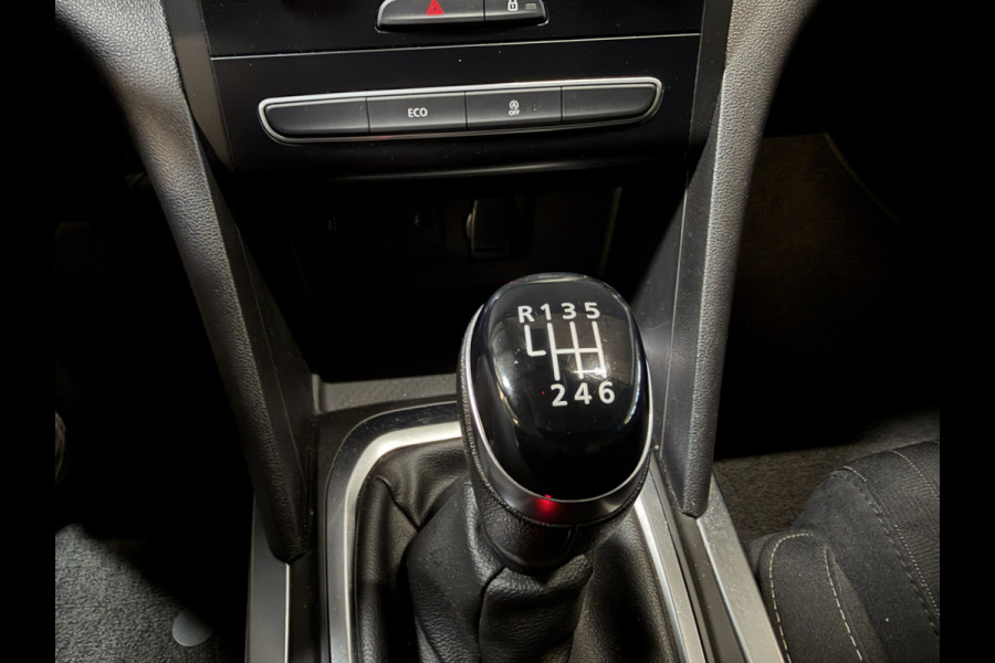 Renault Mégane Estate 1.3 TCe Limited | Carplay | Trekhaak | Keyless | Goed onderhouden