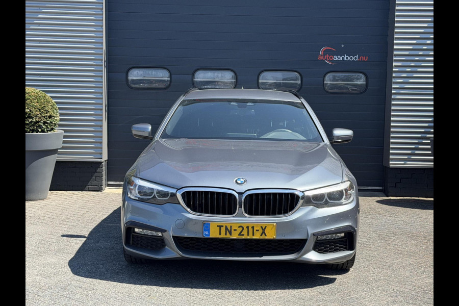 BMW 5 Serie Touring 520d Executive M-Sport | Camera | Harmon Kardon | Navigatie | Elektrische Achterklep | 19 Inch Lichtmetalen Velgen |