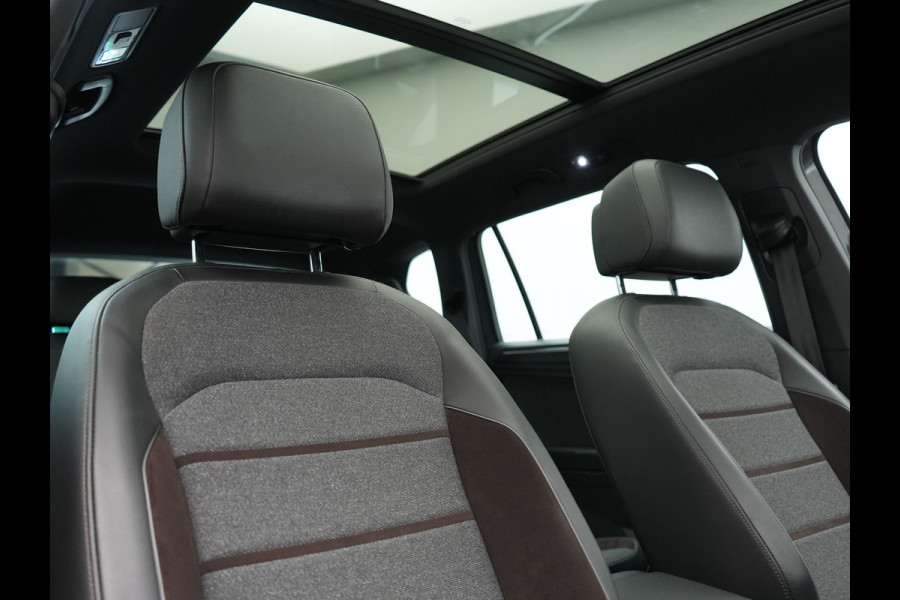 Seat Tarraco 1.4 TSI e-Hybrid Xcellence PHEV 245pk Dealer O.H. | Panodak | Adaptive Cruise | 360 Camera | Sfeerverlichting | Voorstoelen Verwarmd | Keyless | Blis | Apple Carplay | Navigatie | DAB | Plug In Hybrid |