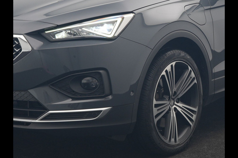 Seat Tarraco 1.4 TSI e-Hybrid Xcellence PHEV 245pk Dealer O.H. | Panodak | Adaptive Cruise | 360 Camera | Sfeerverlichting | Voorstoelen Verwarmd | Keyless | Blis | Apple Carplay | Navigatie | DAB | Plug In Hybrid |