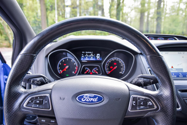 Ford Focus 2.3 RS | RS Seats | Bull-X | Carplay | Recaro | Camera