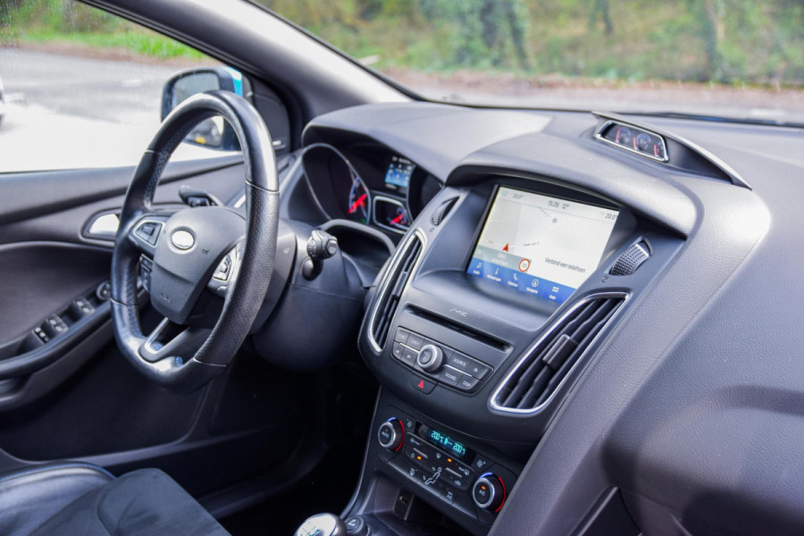 Ford Focus 2.3 RS | RS Seats | Bull-X | Carplay | Recaro | Camera