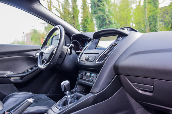Ford Focus 2.3 RS | RS Seats | Bull-X | Carplay | Recaro | Camera