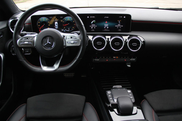 Mercedes-Benz A-Klasse 180 Business Solution AMG