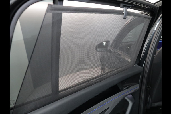 Volkswagen Tayron 1.5 eHybrid R-Line Edition 204 pk Automaat (DSG) | Verlengde garantie | Navigatie | Panoramadak | Trekhaak (wegklapbaar) | Parkeersensoren (Park assist) | Rondomzicht camera | Black Style pakket | R-Line |