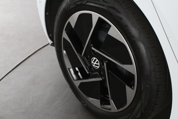 Volkswagen ID.3 Pro 58 kWh > 94,2% SOH/Warmtepomp/Camera/Zwart dak/18inch...