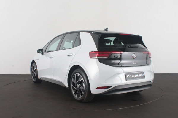Volkswagen ID.3 Pro 58 kWh > 94,2% SOH/Warmtepomp/Camera/Zwart dak/18inch...