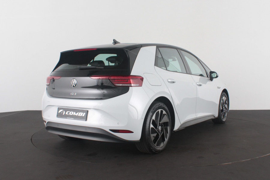 Volkswagen ID.3 Pro 58 kWh > 94,2% SOH/Warmtepomp/Camera/Zwart dak/18inch...