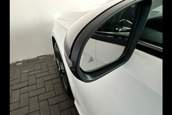 Mercedes-Benz A-Klasse 250 e AMG Pano|Memory|Keyless|360 Camera
