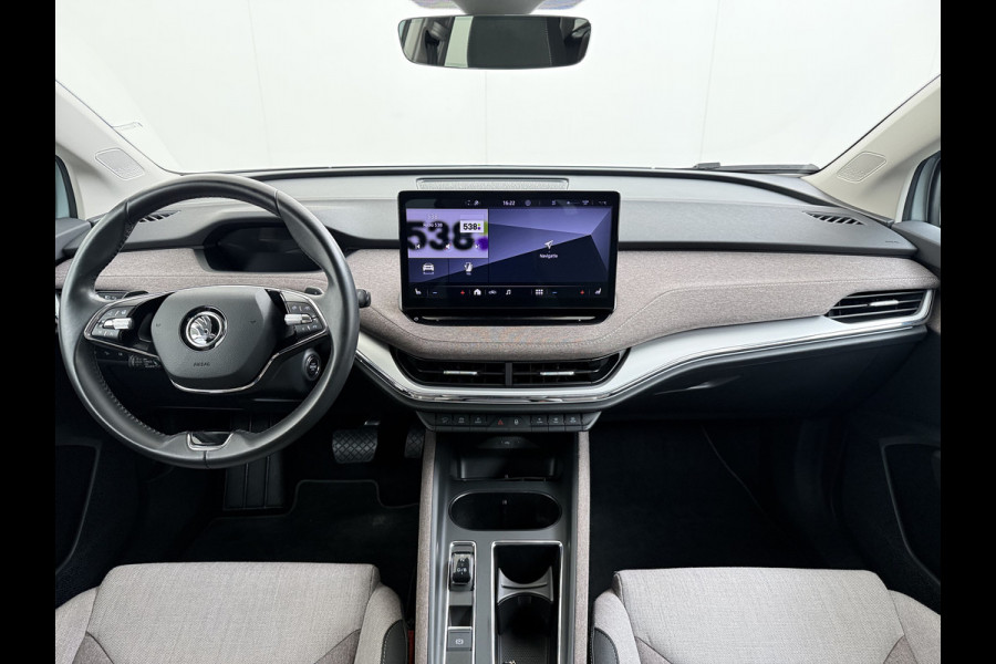 Škoda ENYAQ iV 60 First Edition SOH 92% 3-Zone Ecc Adap.Cruise Stoel+Stuurverwarming Elek.Stoel+Memory Camera Apple Camera Android Auto Navi Pd Keyless advanced Led Matrix Blind Spot Warning Lmv Privacy Glas Lane Assist DAB P-Assist GSM Draadloos laden Dealeronderhouden Origineel Nederlandse Auto