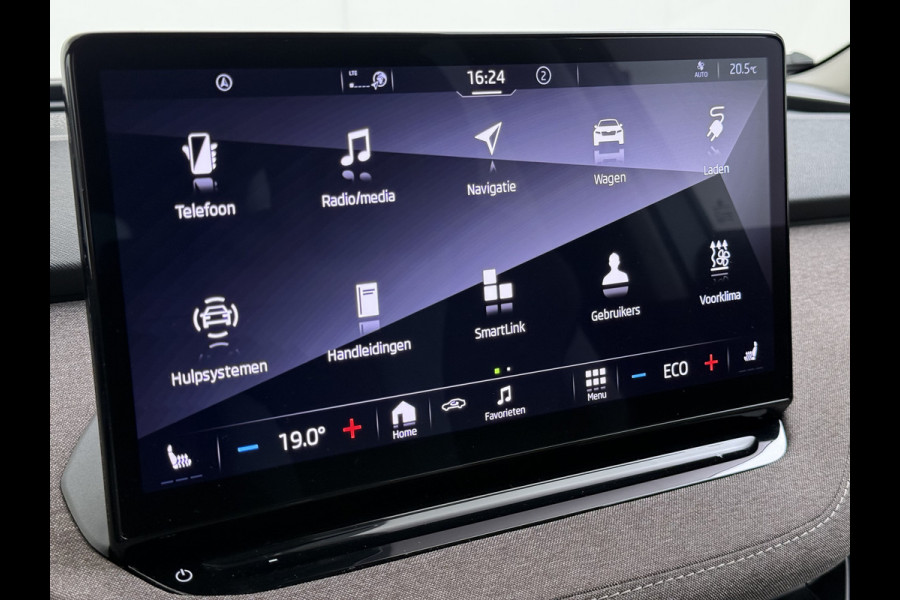 Škoda ENYAQ iV 60 First Edition SOH 92% 3-Zone Ecc Adap.Cruise Stoel+Stuurverwarming Elek.Stoel+Memory Camera Apple Camera Android Auto Navi Pd Keyless advanced Led Matrix Blind Spot Warning Lmv Privacy Glas Lane Assist DAB P-Assist GSM Draadloos laden Dealeronderhouden Origineel Nederlandse Auto