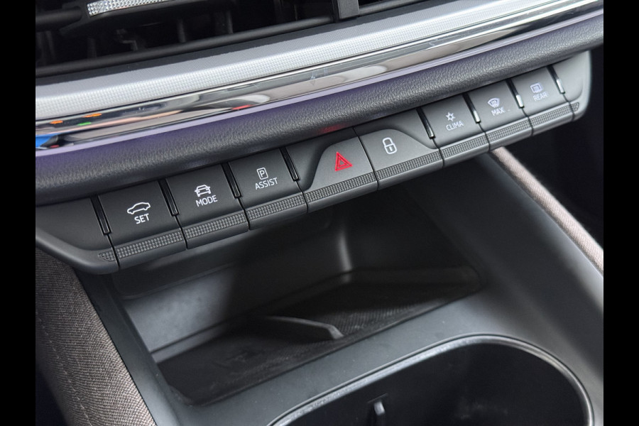 Škoda ENYAQ iV 60 First Edition SOH 92% 3-Zone Ecc Adap.Cruise Stoel+Stuurverwarming Elek.Stoel+Memory Camera Apple Camera Android Auto Navi Pd Keyless advanced Led Matrix Blind Spot Warning Lmv Privacy Glas Lane Assist DAB P-Assist GSM Draadloos laden Dealeronderhouden Origineel Nederlandse Auto