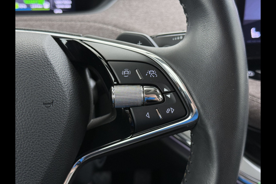 Škoda ENYAQ iV 60 First Edition SOH 92% 3-Zone Ecc Adap.Cruise Stoel+Stuurverwarming Elek.Stoel+Memory Camera Apple Camera Android Auto Navi Pd Keyless advanced Led Matrix Blind Spot Warning Lmv Privacy Glas Lane Assist DAB P-Assist GSM Draadloos laden Dealeronderhouden Origineel Nederlandse Auto