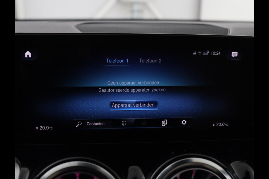 Mercedes-Benz GLB 200 Luxury Line | Panoramadak | Leder | Adaptive cruise | Camera | Park assist | Carplay | Sfeerverlichting | Full LED | Stoelverwarming | Navigatie |