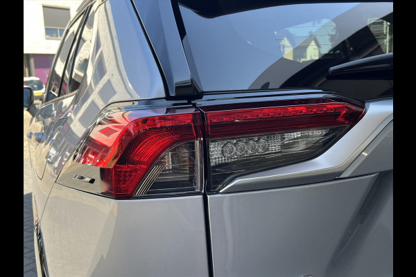 Toyota RAV4 Plug-in Hybrid 300 AWD Style | Head up display, December 2025, Dodehoekherkenning, Parkeersensoren, Stoel + Stuurverwarming