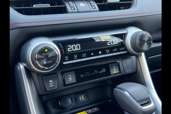 Toyota RAV4 Plug-in Hybrid 300 AWD Style | Head up display, December 2025, Dodehoekherkenning, Parkeersensoren, Stoel + Stuurverwarming