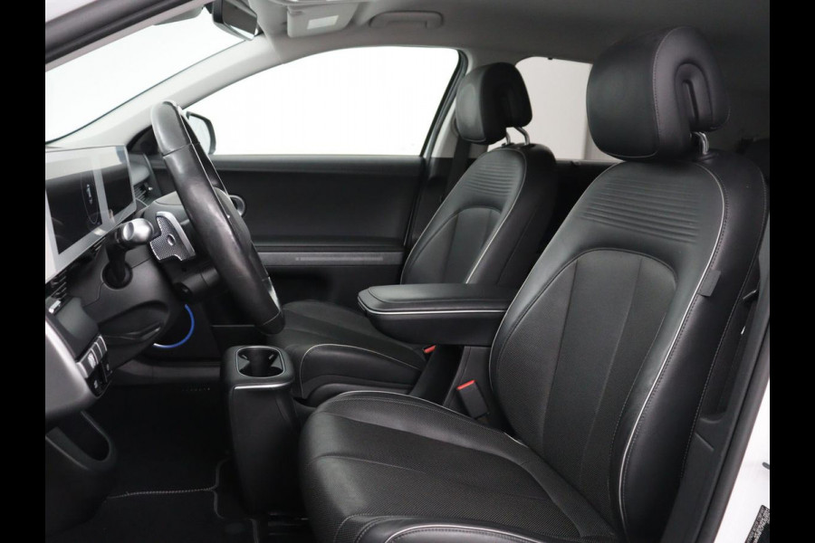 Hyundai IONIQ 5 Connect+ AWD 73kWh | Trekhaak | Leder | Head-up | Stuur/stoel verwarming | Adaptive cruise | Camera | Park assist | Carplay | Bose sound |