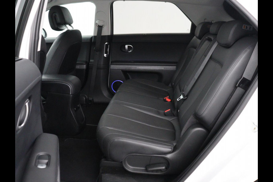 Hyundai IONIQ 5 Connect+ AWD 73kWh | Trekhaak | Leder | Head-up | Stuur/stoel verwarming | Adaptive cruise | Camera | Park assist | Carplay | Bose sound |