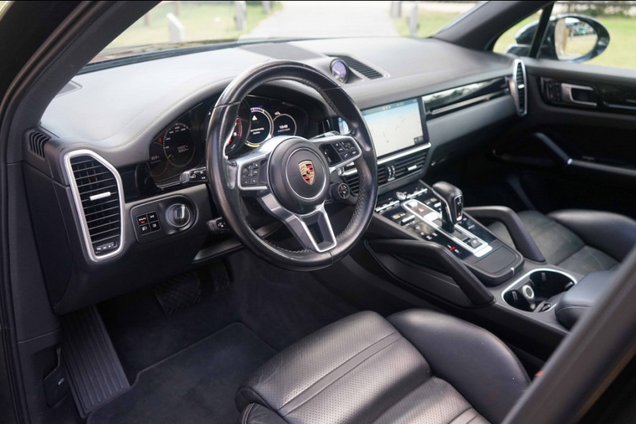 Porsche Cayenne 3.0 E-Hybrid V6 Pano/Bose/Sport-Chrono/360/trkhk