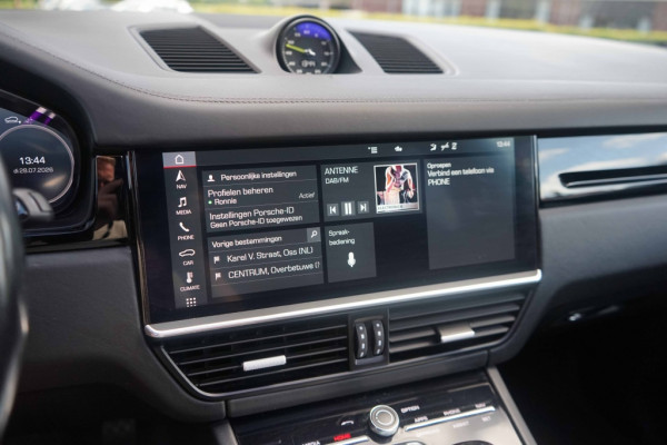 Porsche Cayenne 3.0 E-Hybrid V6 Pano/Bose/Sport-Chrono/360/trkhk