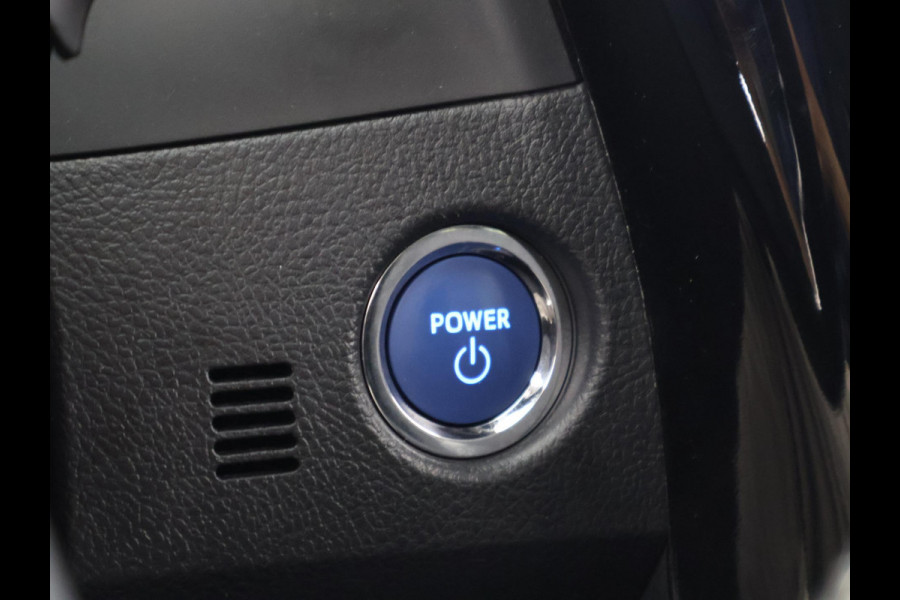 Toyota Auris 1.8 Hybrid Executive . GARANTIE TOT 02-2029 . STOEL VERWARMING . NAVIGATIE . CRUISE CONTROL .