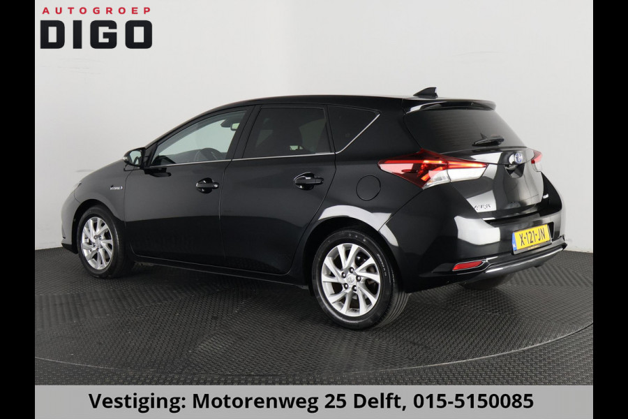Toyota Auris 1.8 Hybrid Executive . GARANTIE TOT 02-2029 . STOEL VERWARMING . NAVIGATIE . CRUISE CONTROL .