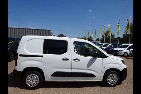 Peugeot Partner 1.2 PureTech Pro BENZINE AIRCO NAVI CRUISE CONTROL PDC SCHUIFDEUR