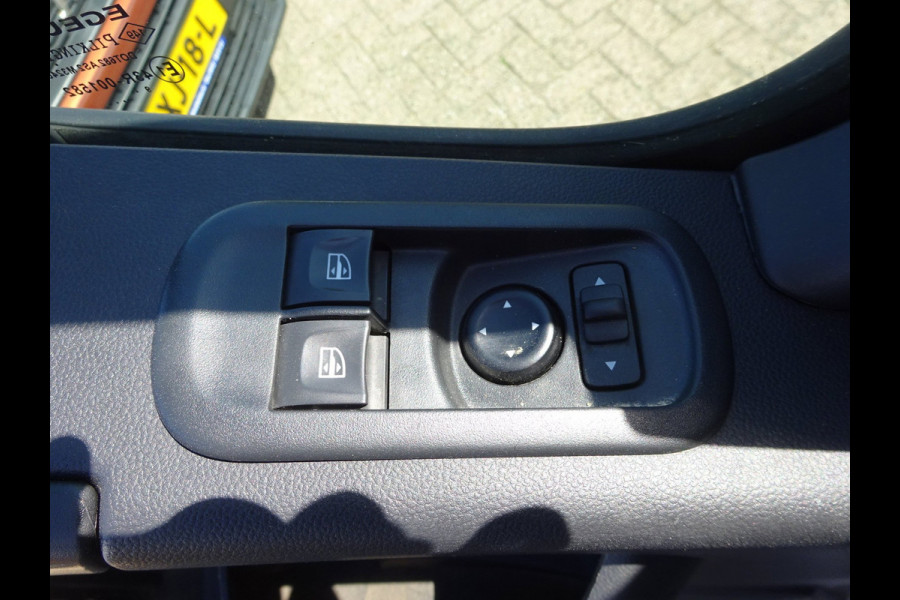 Renault Master T35 2.3 dCi 145 L4 DL DUBBELE CABINE OPEN LAADBAK