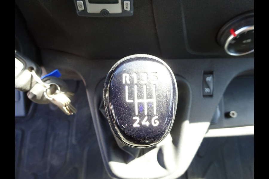 Renault Master T35 2.3 dCi 145 L4 DL DUBBELE CABINE OPEN LAADBAK