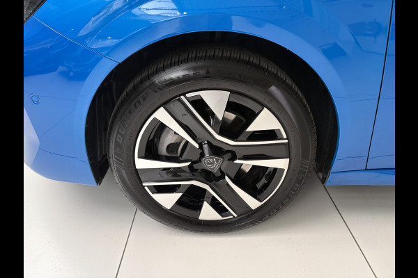 Peugeot 208 1.2 PureTech 100 Allure | Navigatie | Camera voor en achter | Blind Spot Monitor |