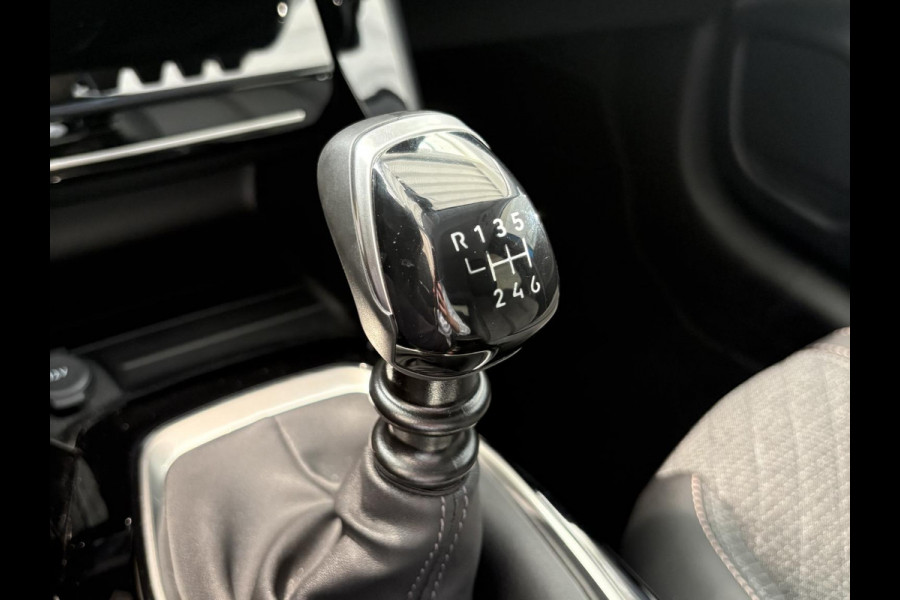 Peugeot 208 1.2 PureTech 100 Allure | Navigatie | Camera voor en achter | Blind Spot Monitor |