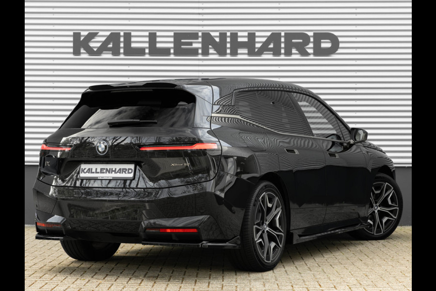 BMW iX xDrive50 - Luchtvering - Integral Active Steering - Driving Ass Prof - Pano