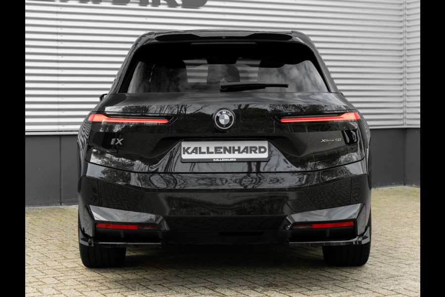BMW iX xDrive50 - Luchtvering - Integral Active Steering - Driving Ass Prof - Pano