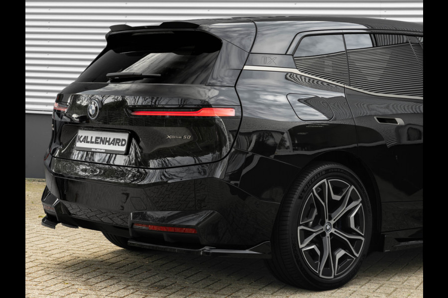 BMW iX xDrive50 - Luchtvering - Integral Active Steering - Driving Ass Prof - Pano