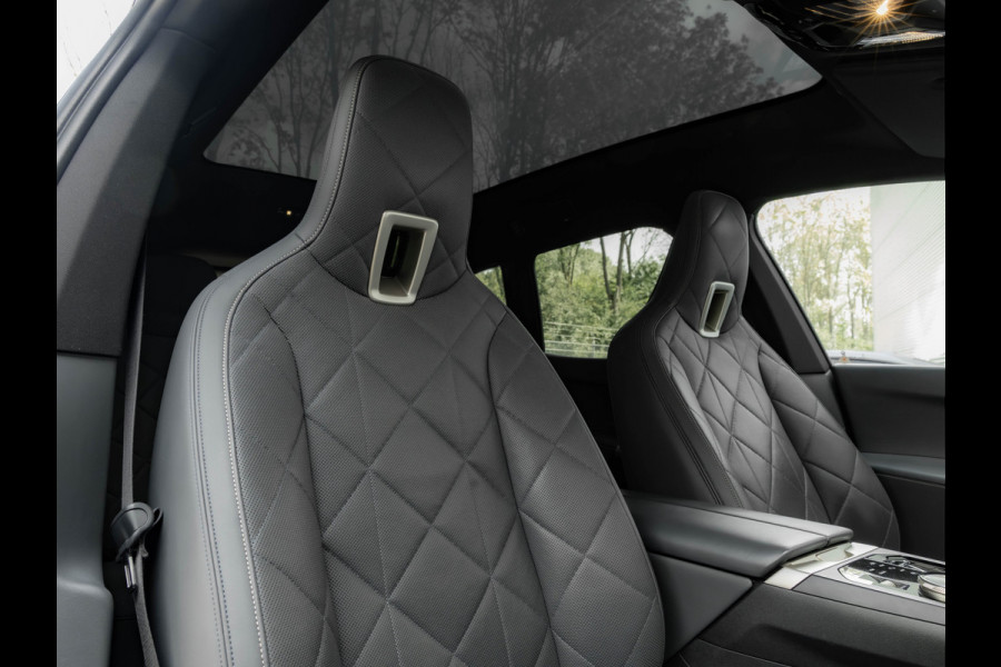 BMW iX xDrive50 - Luchtvering - Integral Active Steering - Driving Ass Prof - Pano