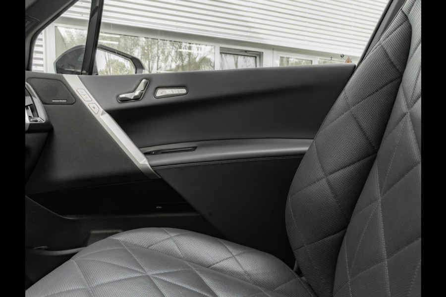 BMW iX xDrive50 - Luchtvering - Integral Active Steering - Driving Ass Prof - Pano