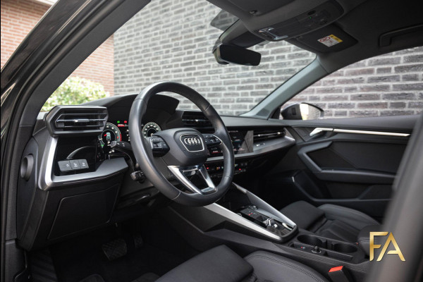 Audi A3 Sportback 40 TFSI e S Line 19Inch|B&O|Sfeer|RSseats|Leder|