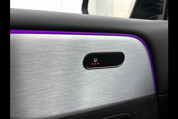 Mercedes-Benz B-Klasse 250 e AMG Plug-In Hybride LIchtmetalen velgen | navigatie | MBUX wide screen| Sfeerverlichting | Night Pakket | Neerklapbare ach Inclusief 24 maanden MB Certified garantie voor Europa.