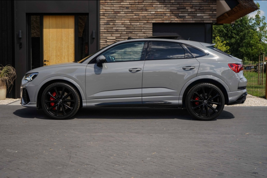 Audi RSQ3 2.5 TFSI Quattro Sportback RS Q3 Pano/Sonos/RED-RSZetels/Nardo-grey