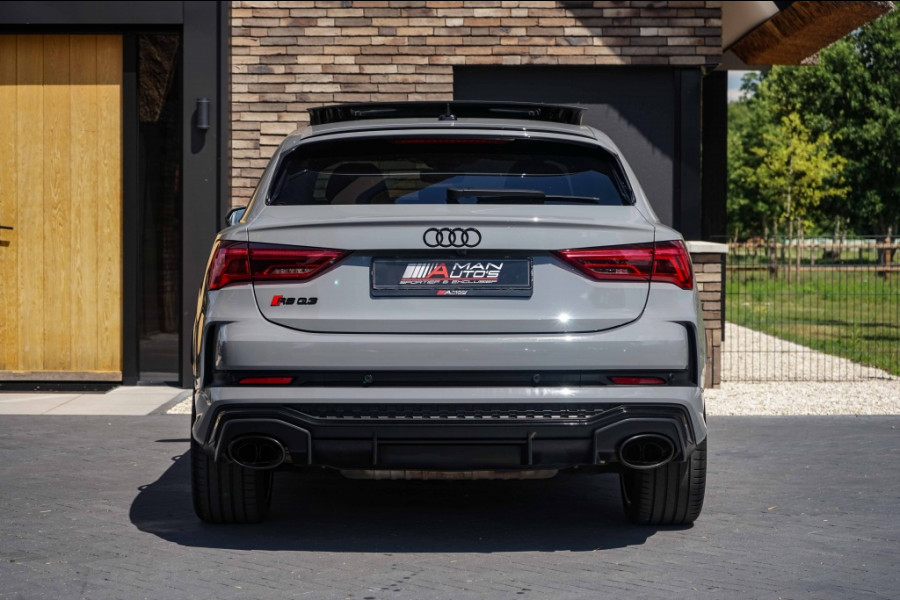 Audi RSQ3 2.5 TFSI Quattro Sportback RS Q3 Pano/Sonos/RED-RSZetels/Nardo-grey