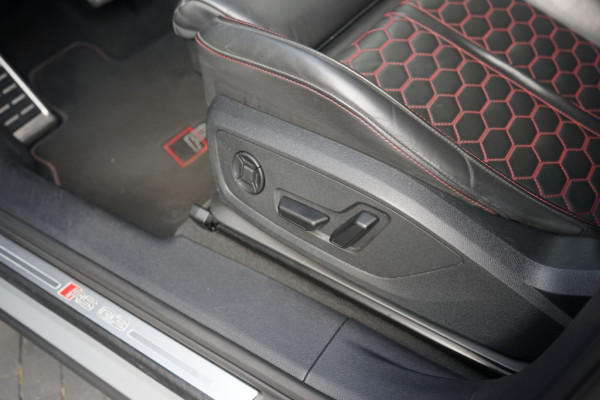 Audi RSQ3 2.5 TFSI Quattro Sportback RS Q3 Pano/Sonos/RED-RSZetels/Nardo-grey