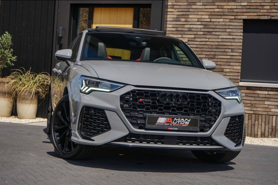 Audi RSQ3 2.5 TFSI Quattro Sportback RS Q3 Pano/Sonos/RED-RSZetels/Nardo-grey